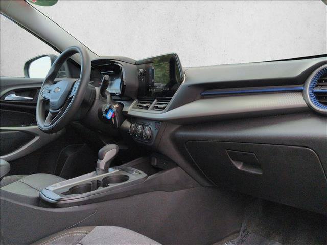 Used 2024 Chevrolet Trax LS FWD image 20