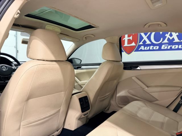 Used 2019 Volkswagen Passat 2.0T Wolfsburg w/ Wheels & Sunroof Package FWD image 32