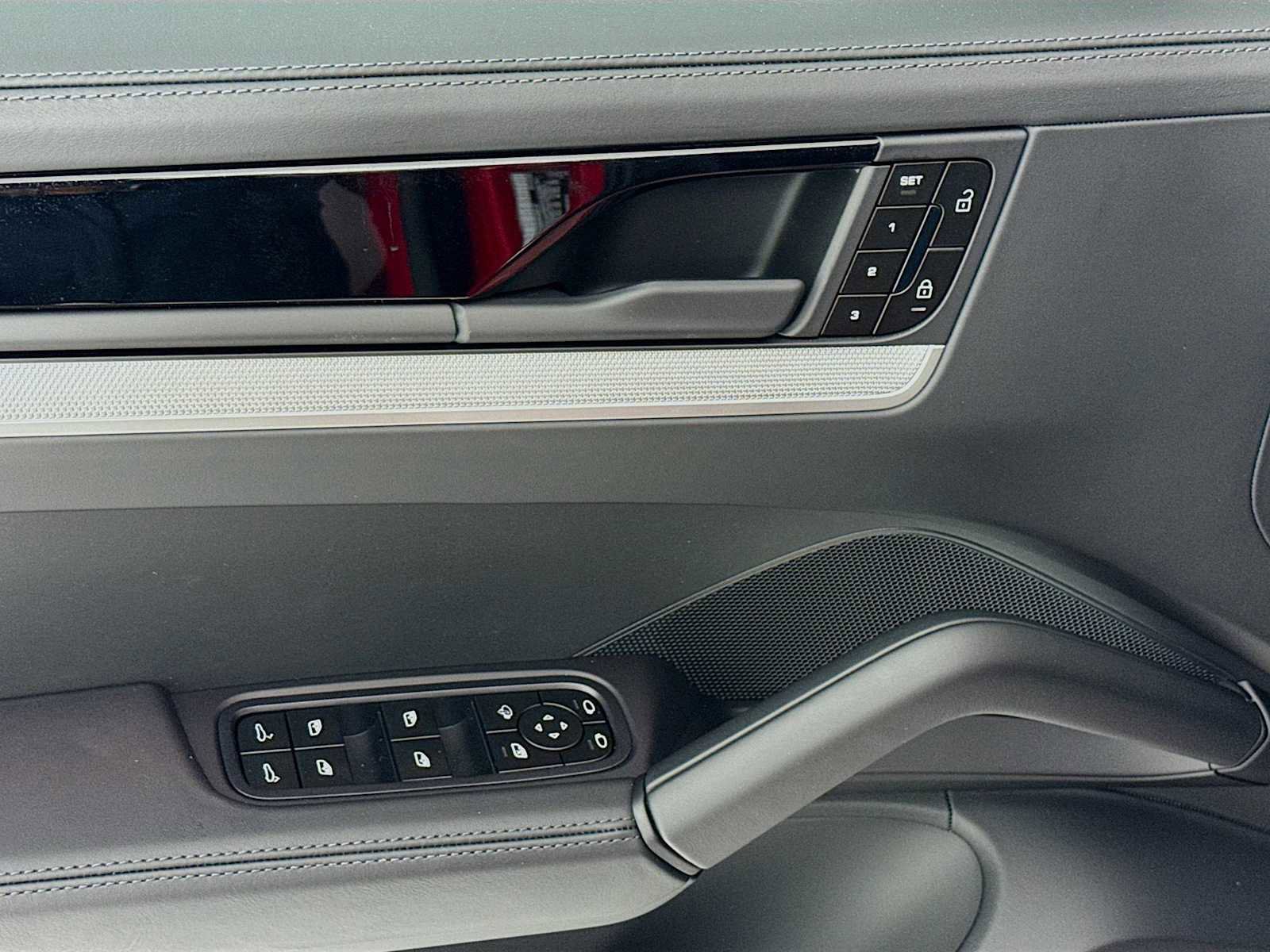 New 2025 Porsche Cayenne S image 11