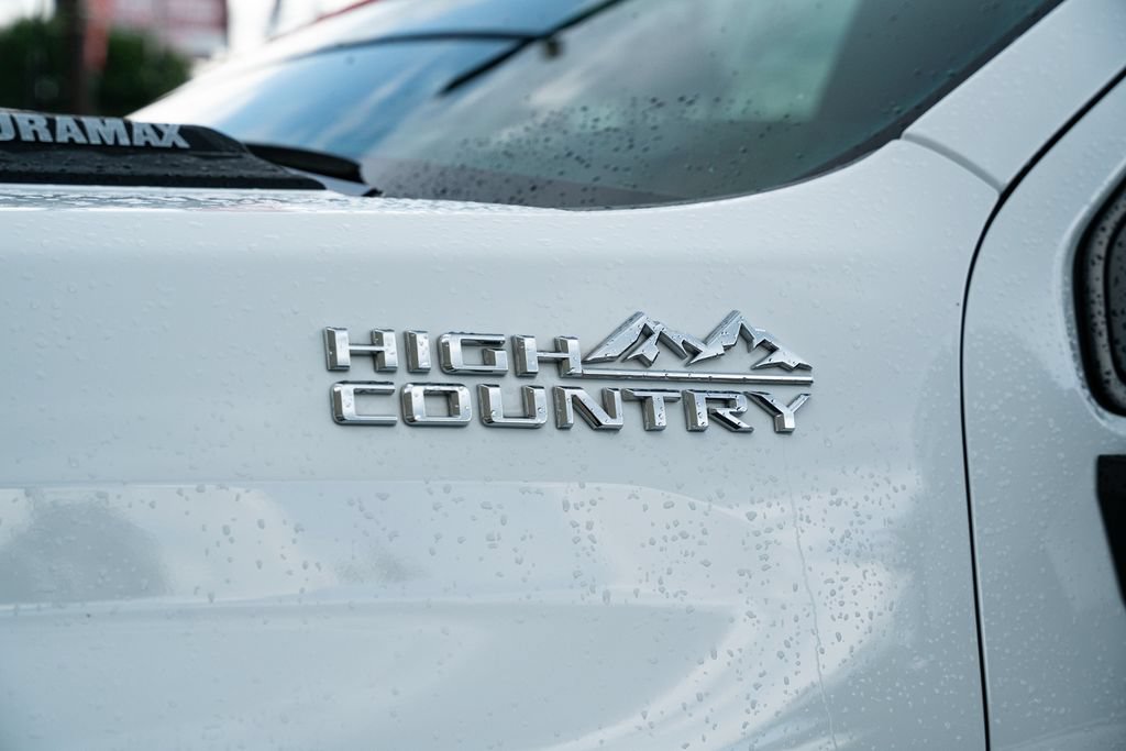 Used 2024 Chevrolet Silverado 3500 High Country AWD/4WD image 23