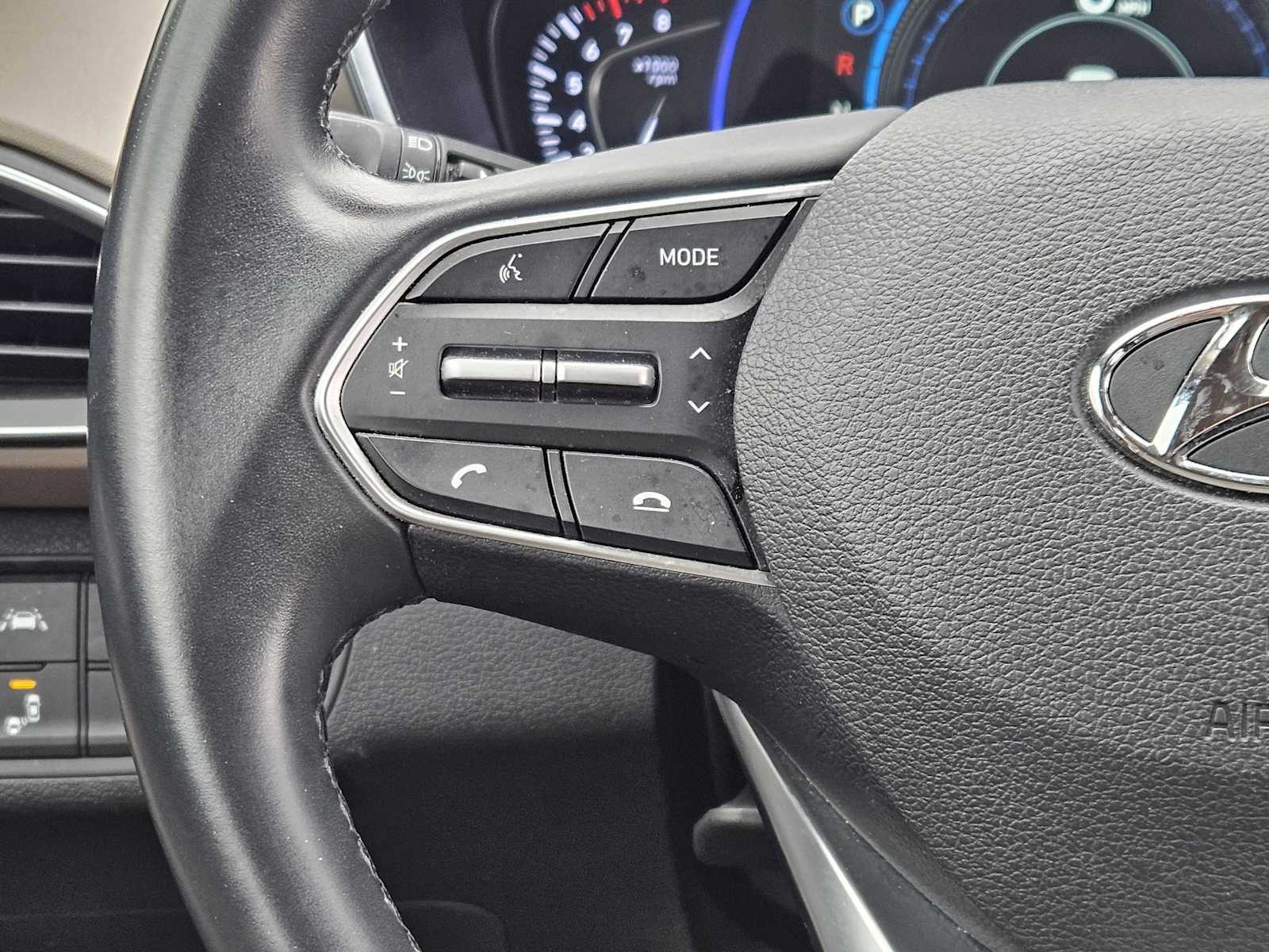 Used 2020 Hyundai Santa Fe SEL image 28