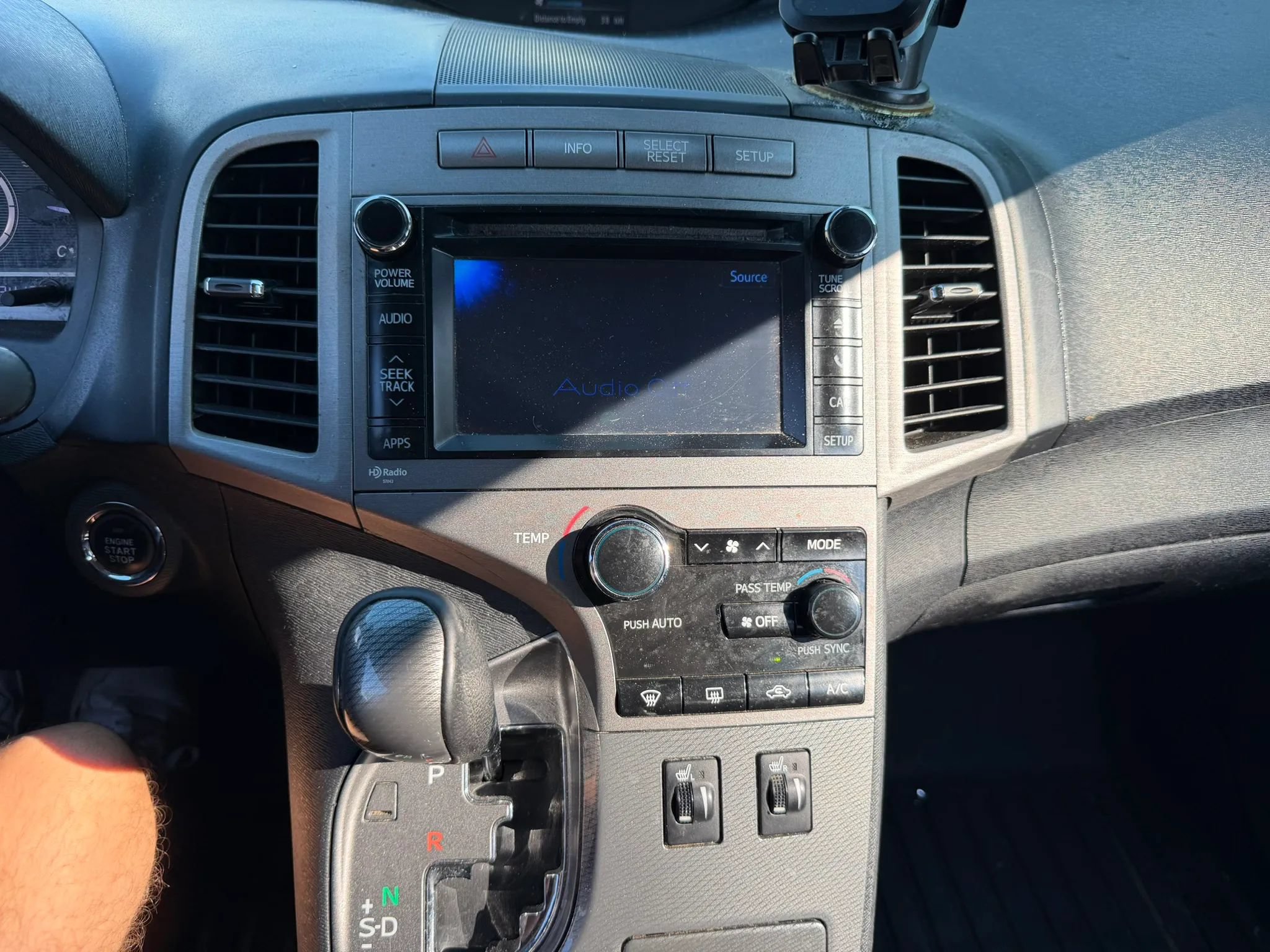 Used 2013 Toyota Venza XLE w/ Tow Prep Pkg AWD/4WD image 26