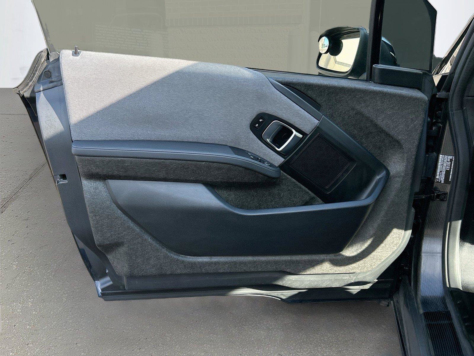 Used 2020 BMW i3 RWD image 21