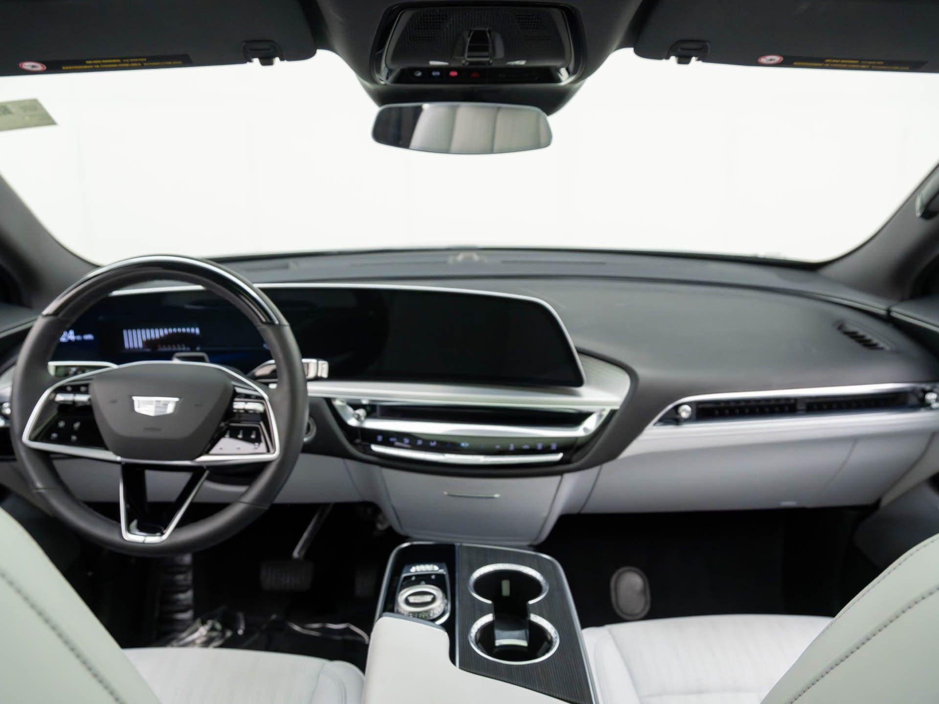 Certified 2024 Cadillac Lyriq Luxury w/ LPO, Floor Liner Package image 12