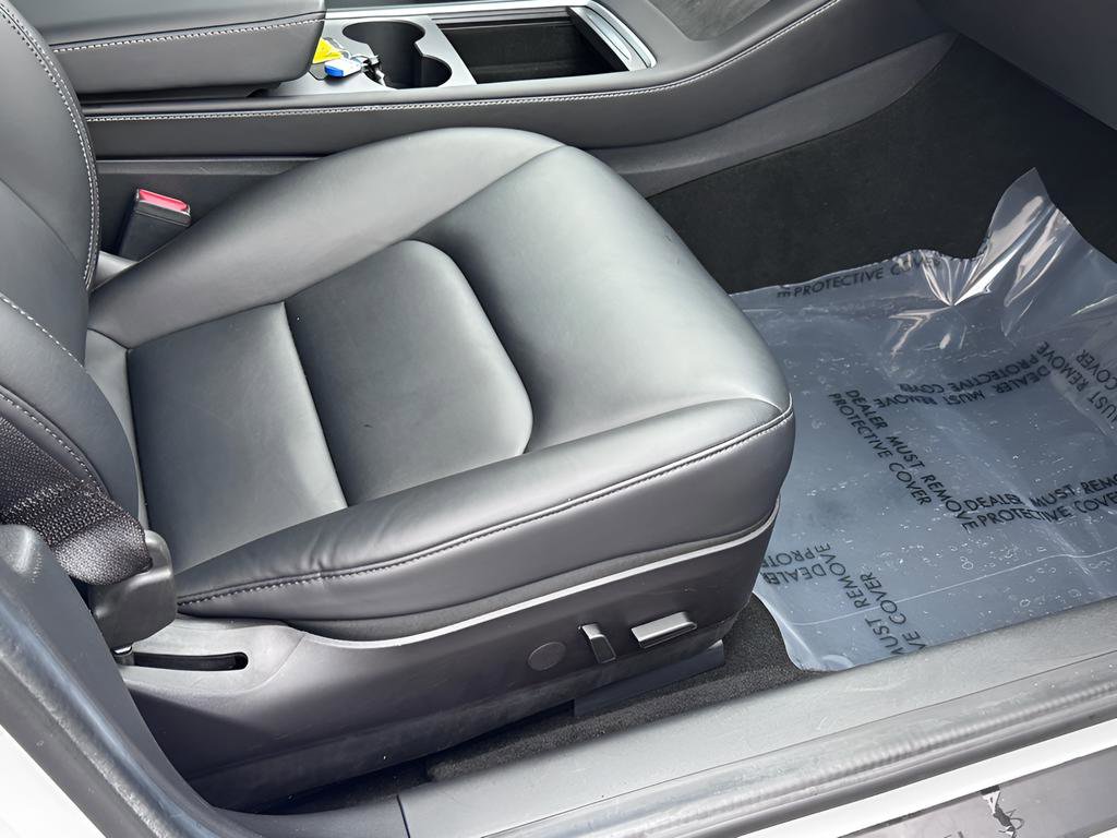 Used 2021 Tesla Model 3 Standard Range Plus image 30