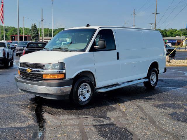 Used 2023 Chevrolet Express 2500 RWD 2500 135 w/ Driver Convenience Package image 2