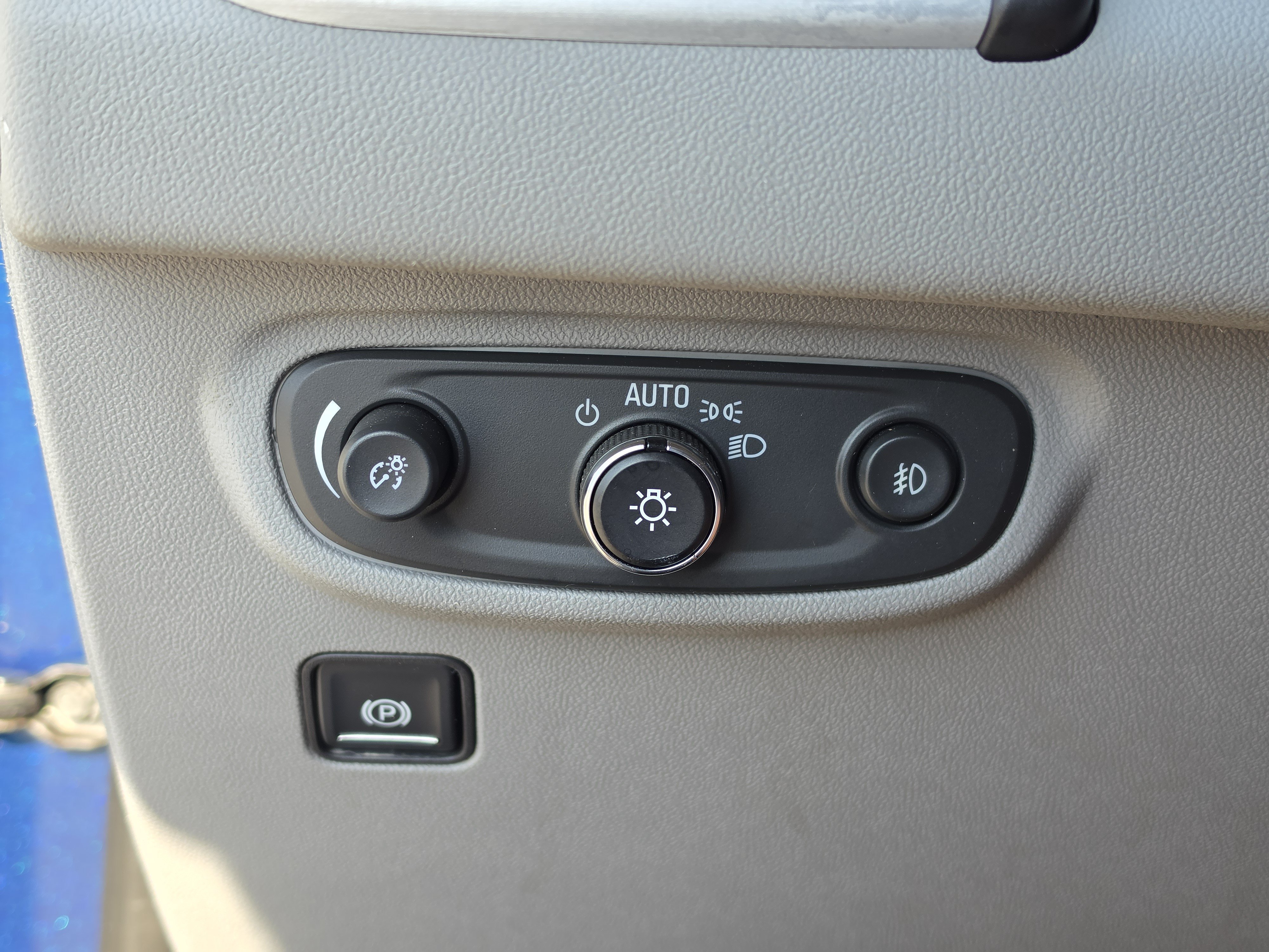 Used 2020 GMC Terrain SLT w/ Preferred Package FWD image 32