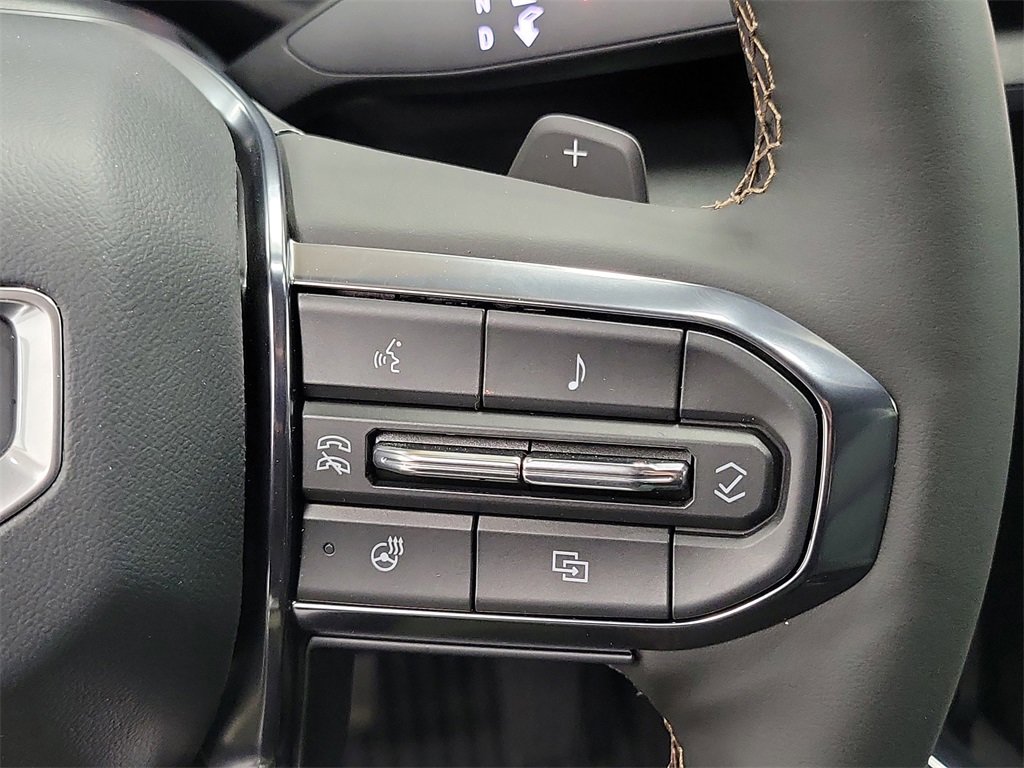 New 2025 GMC Acadia AT4 w/ Super Cruise Package image 11