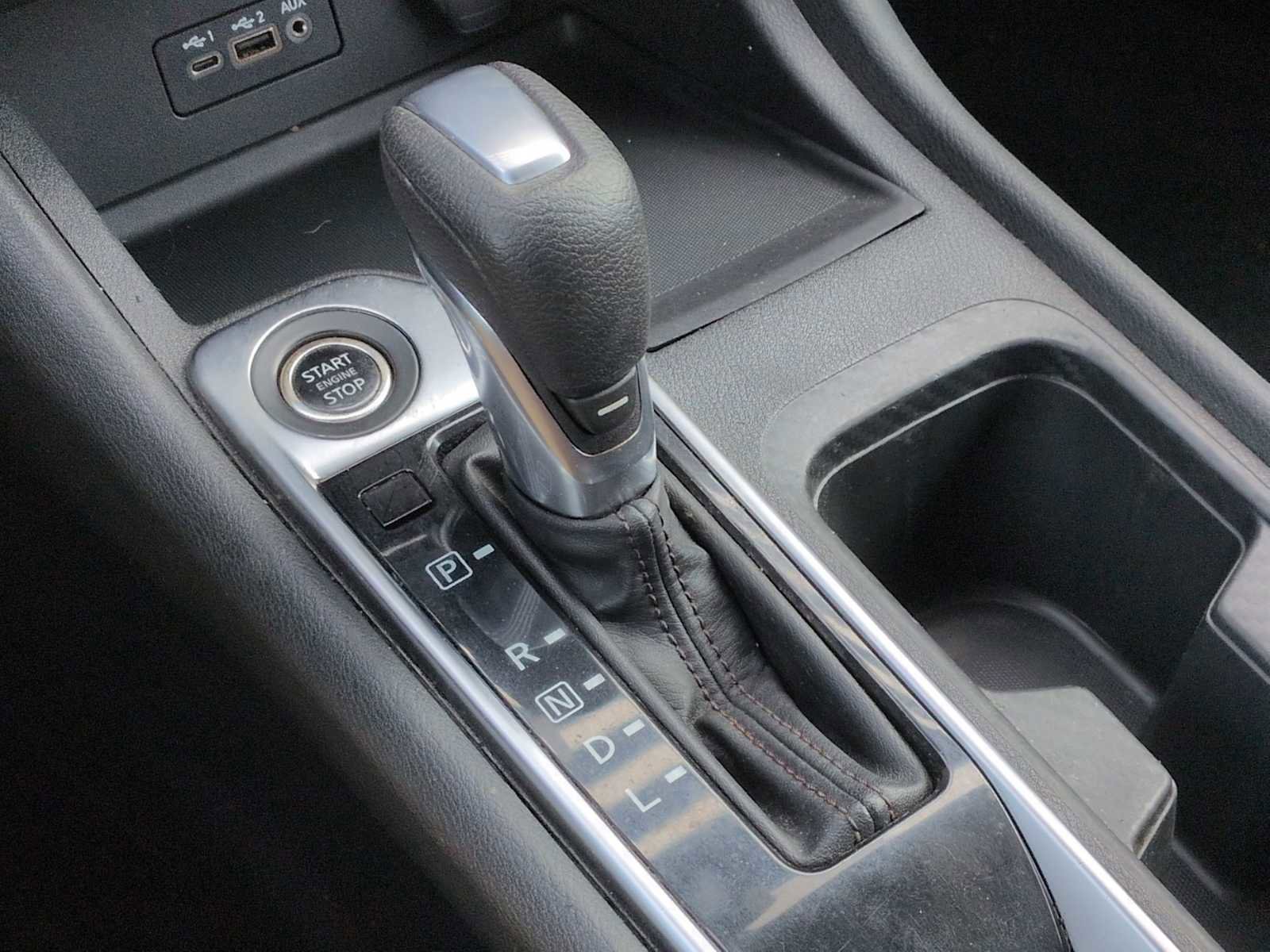 Used 2020 Nissan Sentra SV image 28