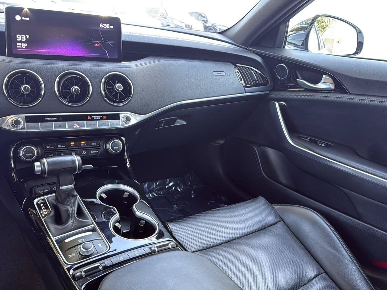 Used 2022 Kia Stinger GT-Line RWD image 24