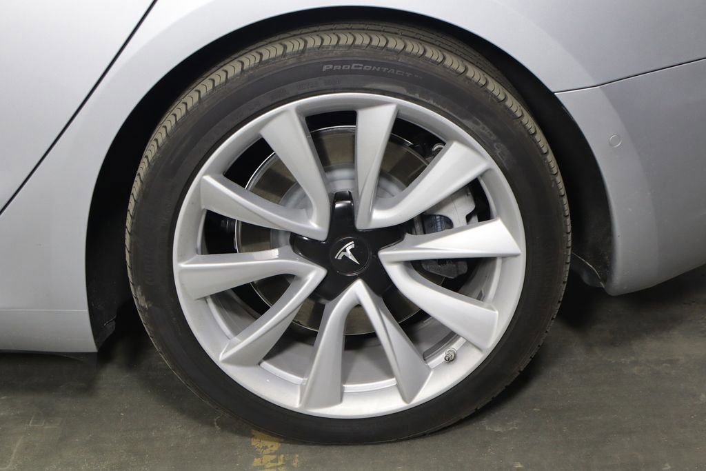 Used 2018 Tesla Model 3 Long Range image 37
