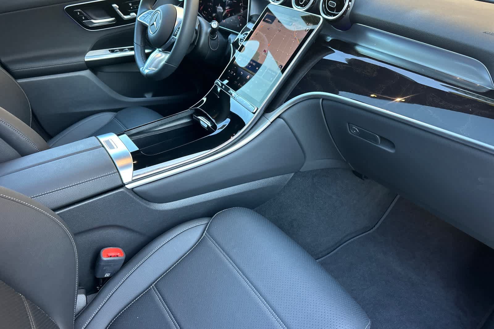 Certified 2026 Mercedes-Benz GLC 300 4MATIC image 15