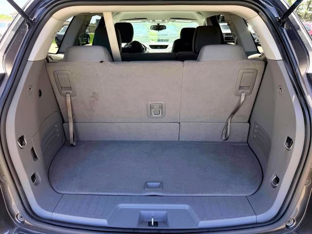 Used 2017 Chevrolet Traverse LS FWD image 9