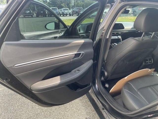 Used 2022 Hyundai Sonata Limited FWD image 12