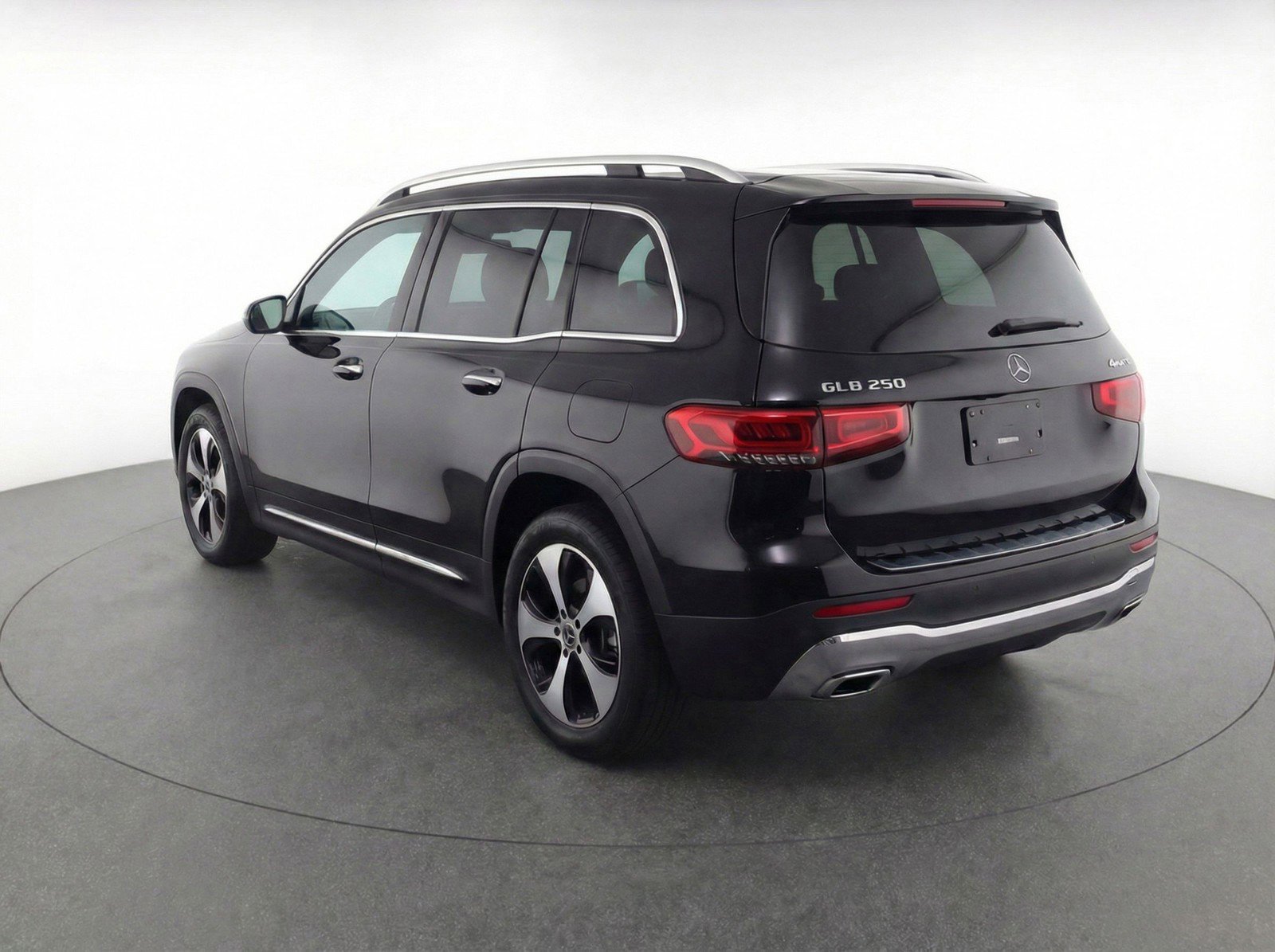 Used 2025 Mercedes-Benz GLB 250 GLB 250 image 6