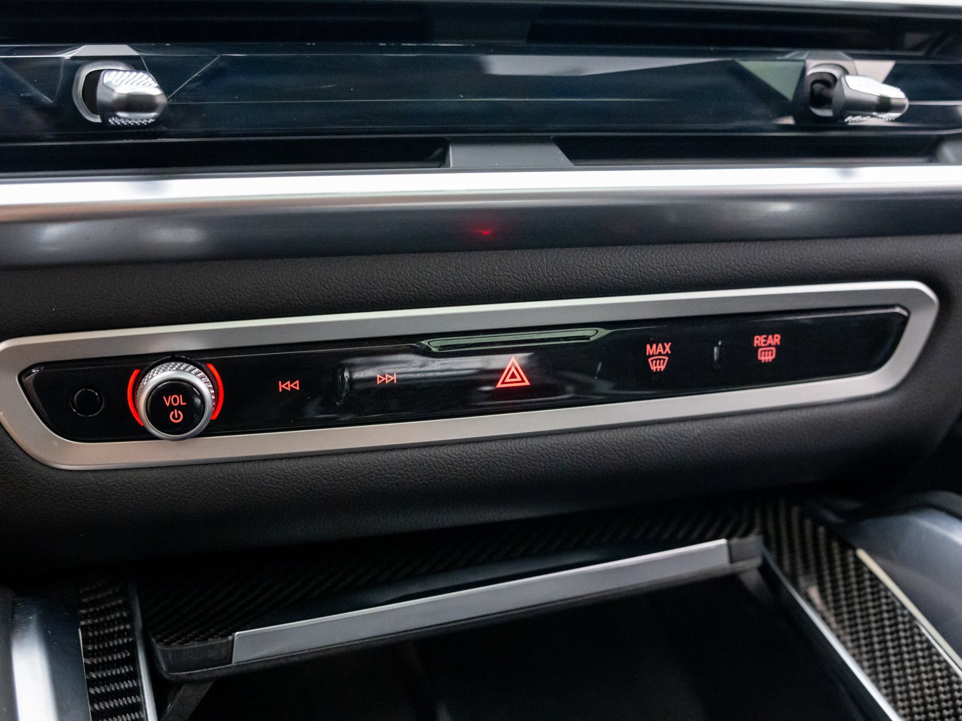 Certified 2026 BMW X6 M60i AWD/4WD image 30