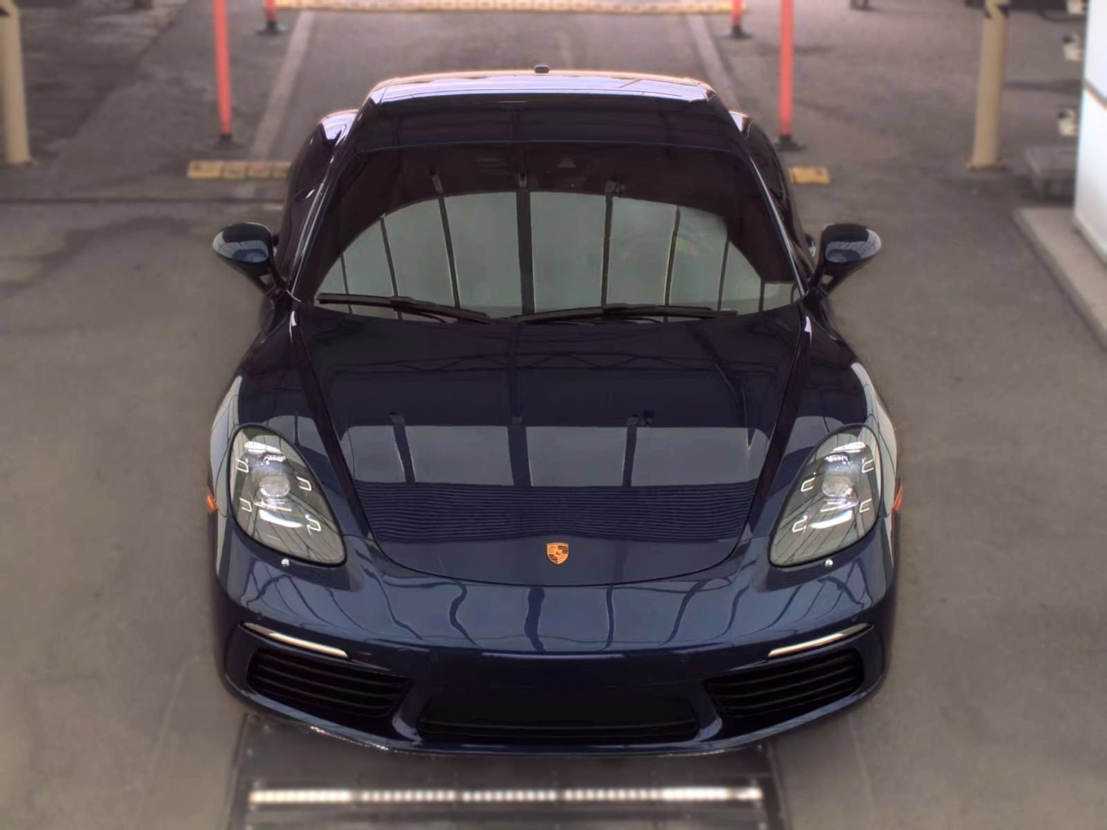 Used 2022 Porsche 718 Cayman S RWD image 2