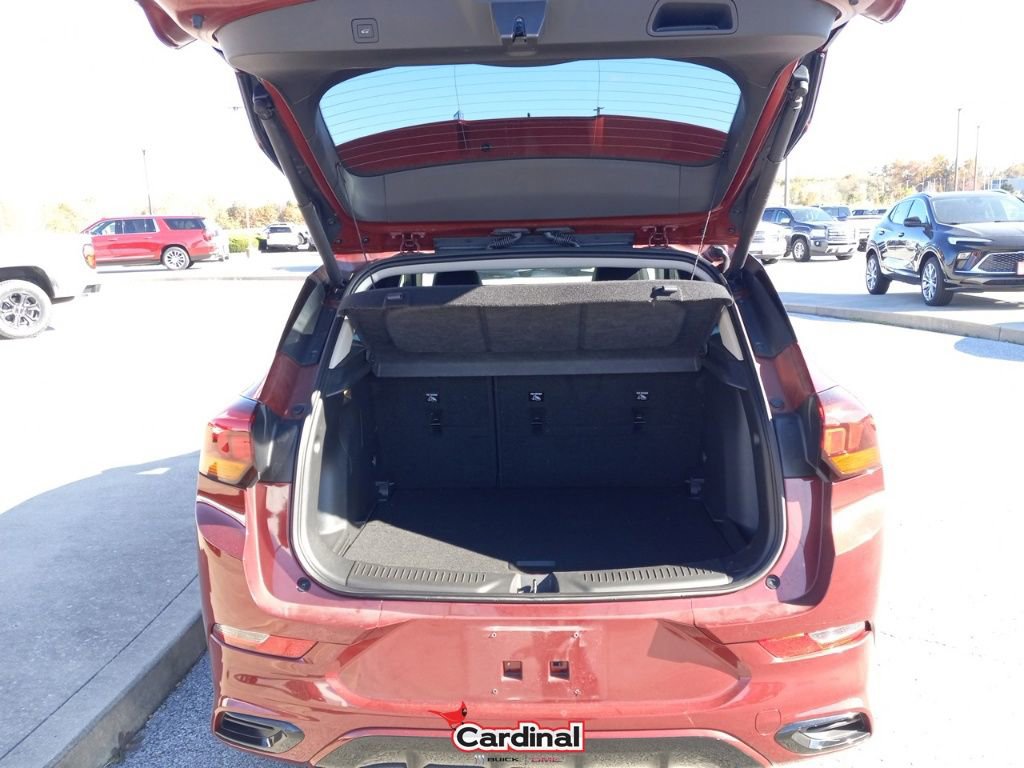 Used 2023 Buick Encore GX Select w/ Sport Touring Package image 10