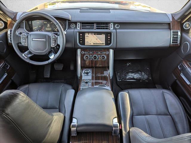 Used 2014 Land Rover Range Rover HSE image 19