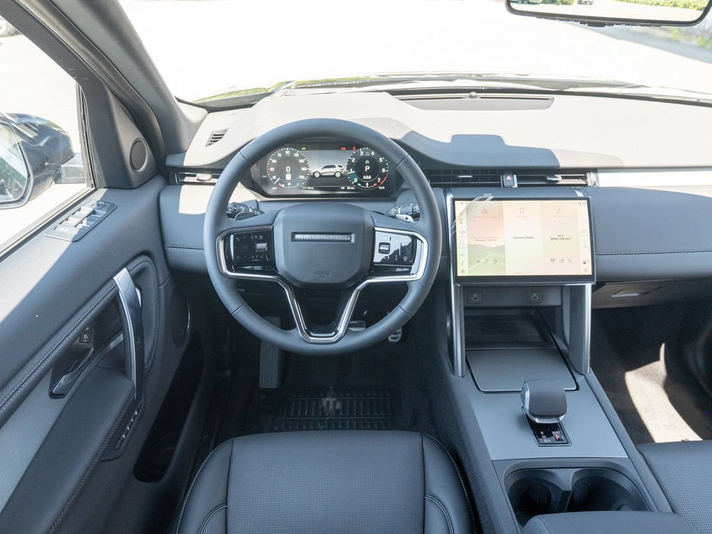New 2026 Land Rover Discovery Sport Landmark AWD/4WD image 12