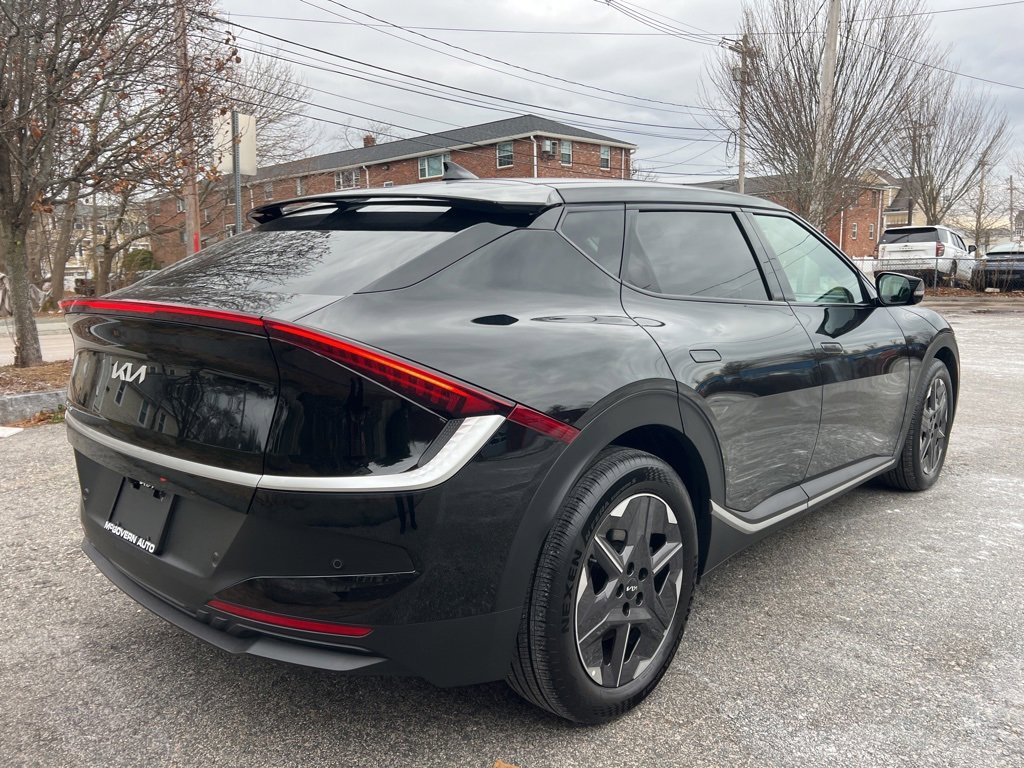 Certified 2025 Kia EV6 Light image 5