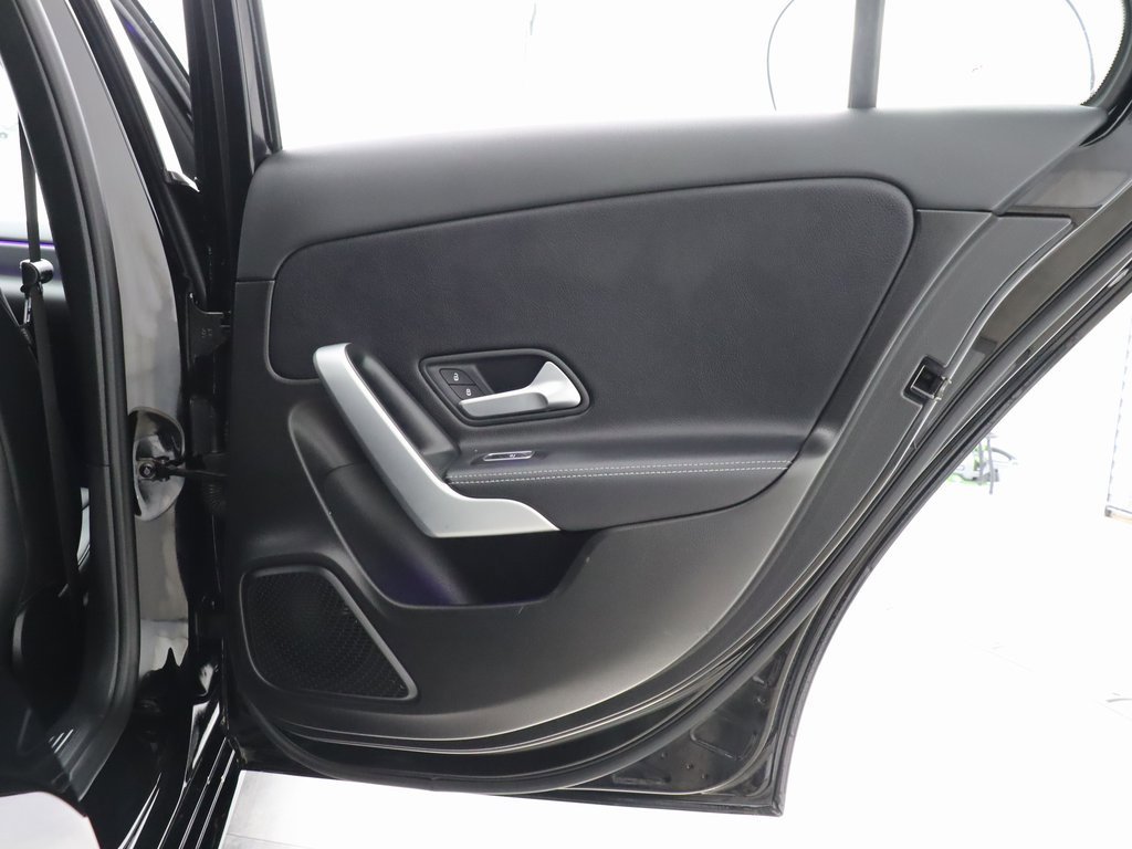 Used 2020 Mercedes-Benz A 220 image 41