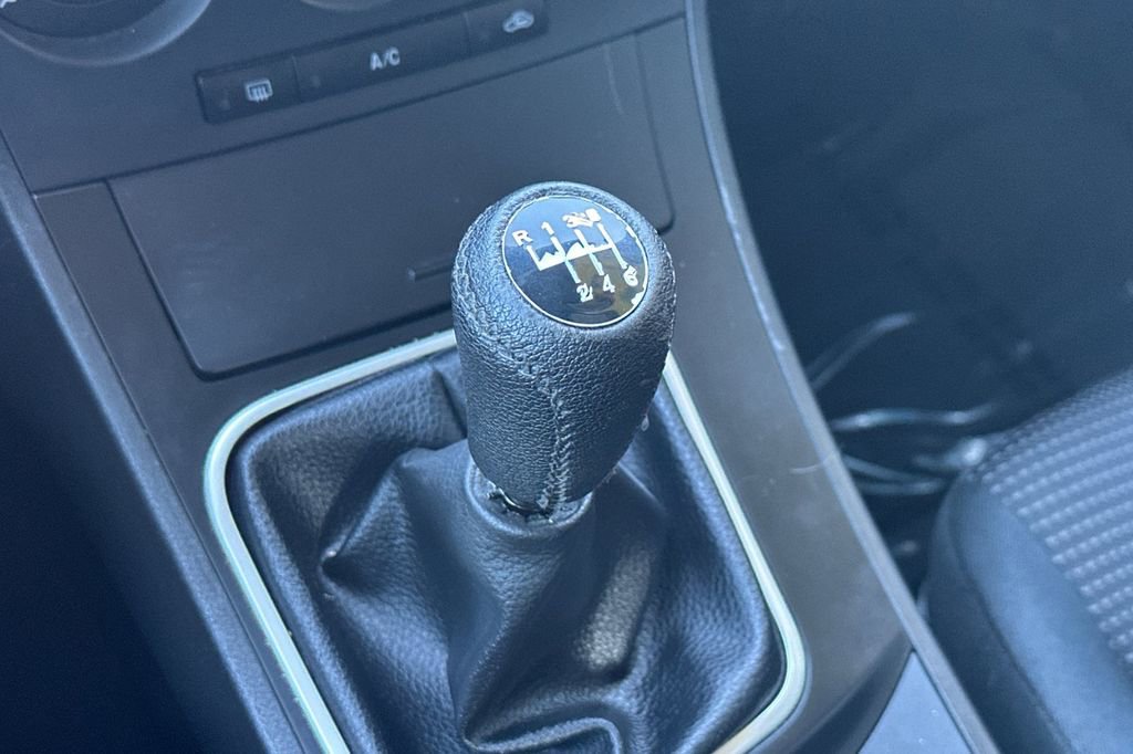 Used 2012 MAZDA MAZDA3 i Touring image 19