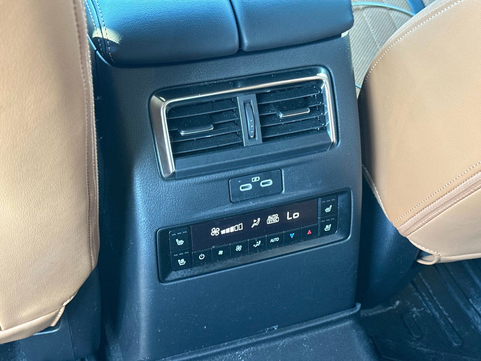 Used 2024 MAZDA CX-90 3.3 Turbo S w/ Premium Plus image 15