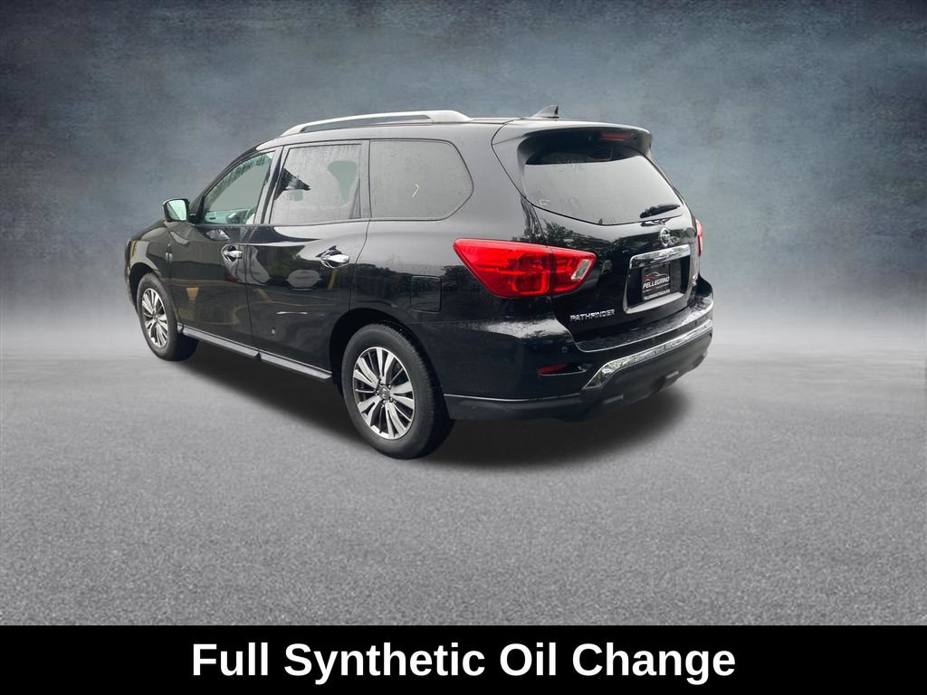 Used 2020 Nissan Pathfinder SL AWD/4WD image 3
