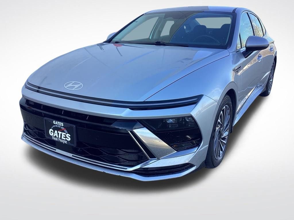 Used 2025 Hyundai Sonata SEL FWD image 5