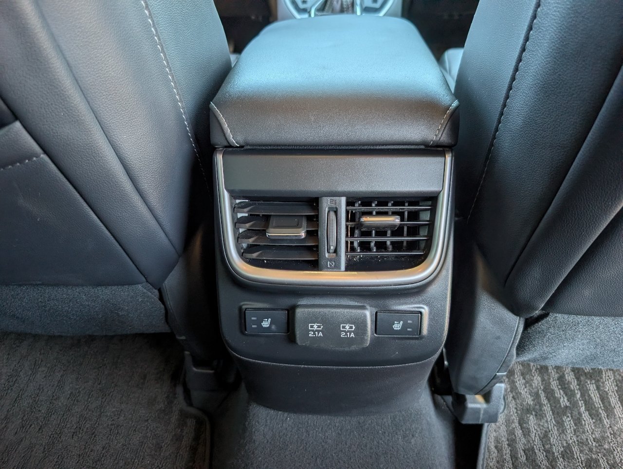 Used 2020 Subaru Outback Limited AWD/4WD image 7