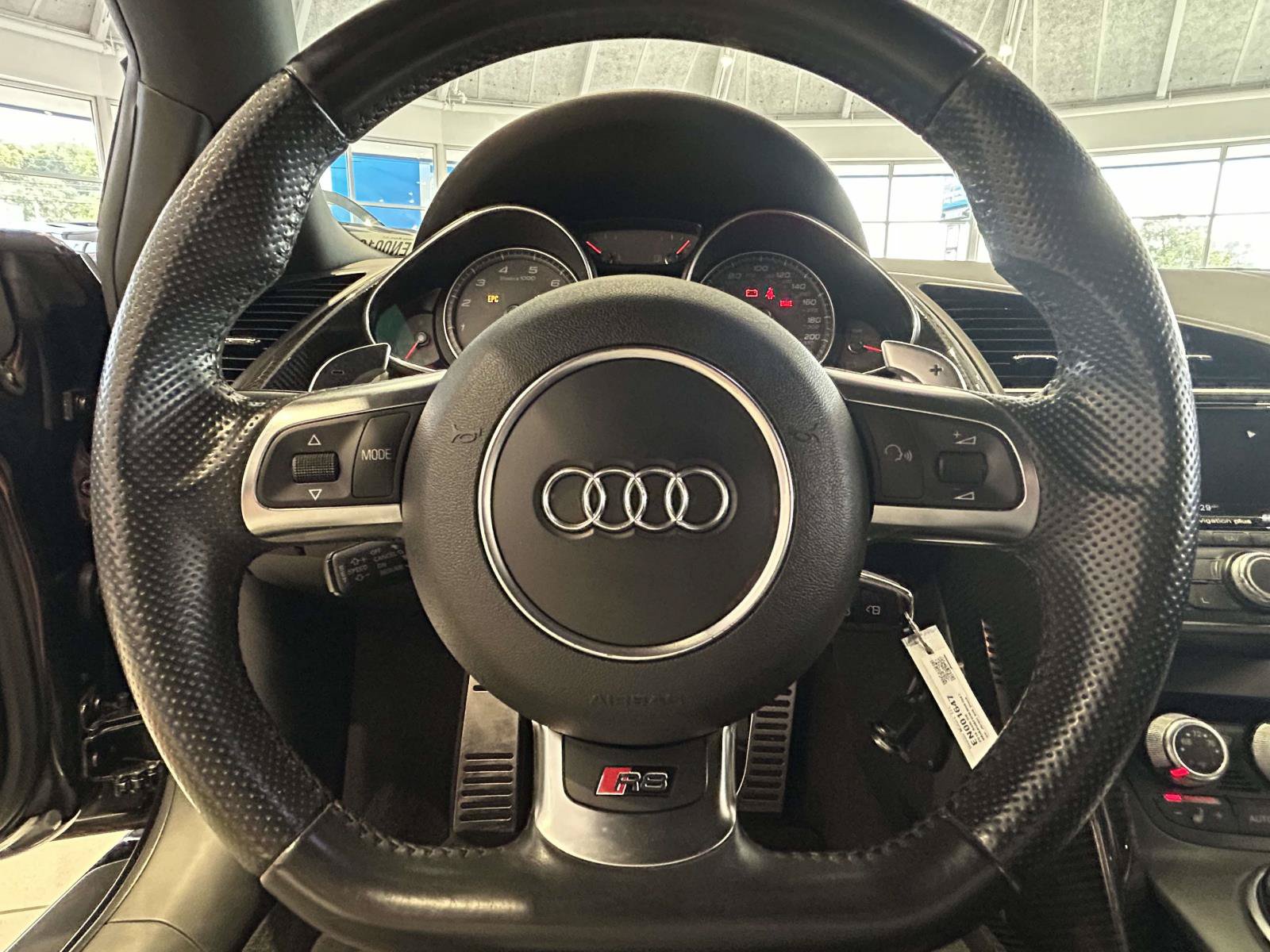 Used 2014 Audi R8 V8 w/ Convenience Package AWD/4WD image 22