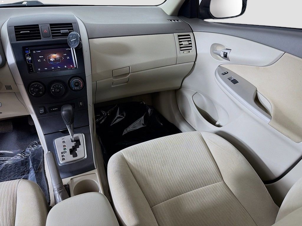 Used 2010 Toyota Corolla LE FWD image 20