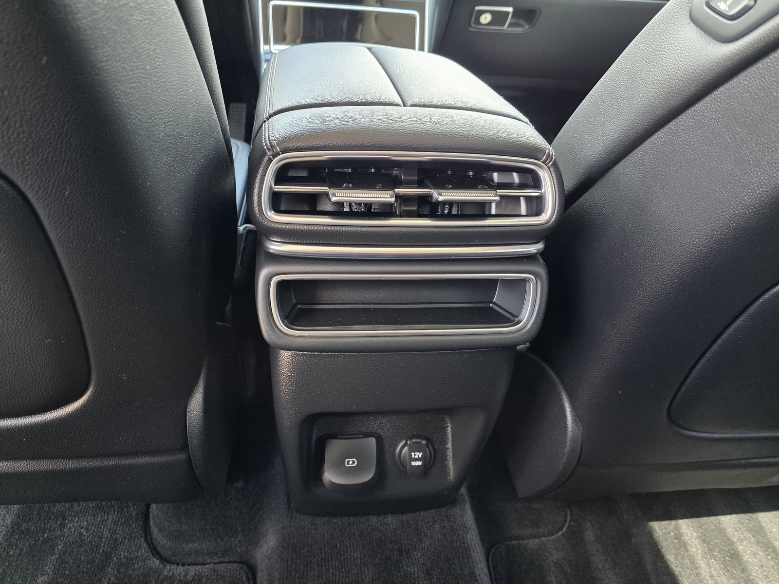 Used 2026 Genesis GV80 2.5T image 17
