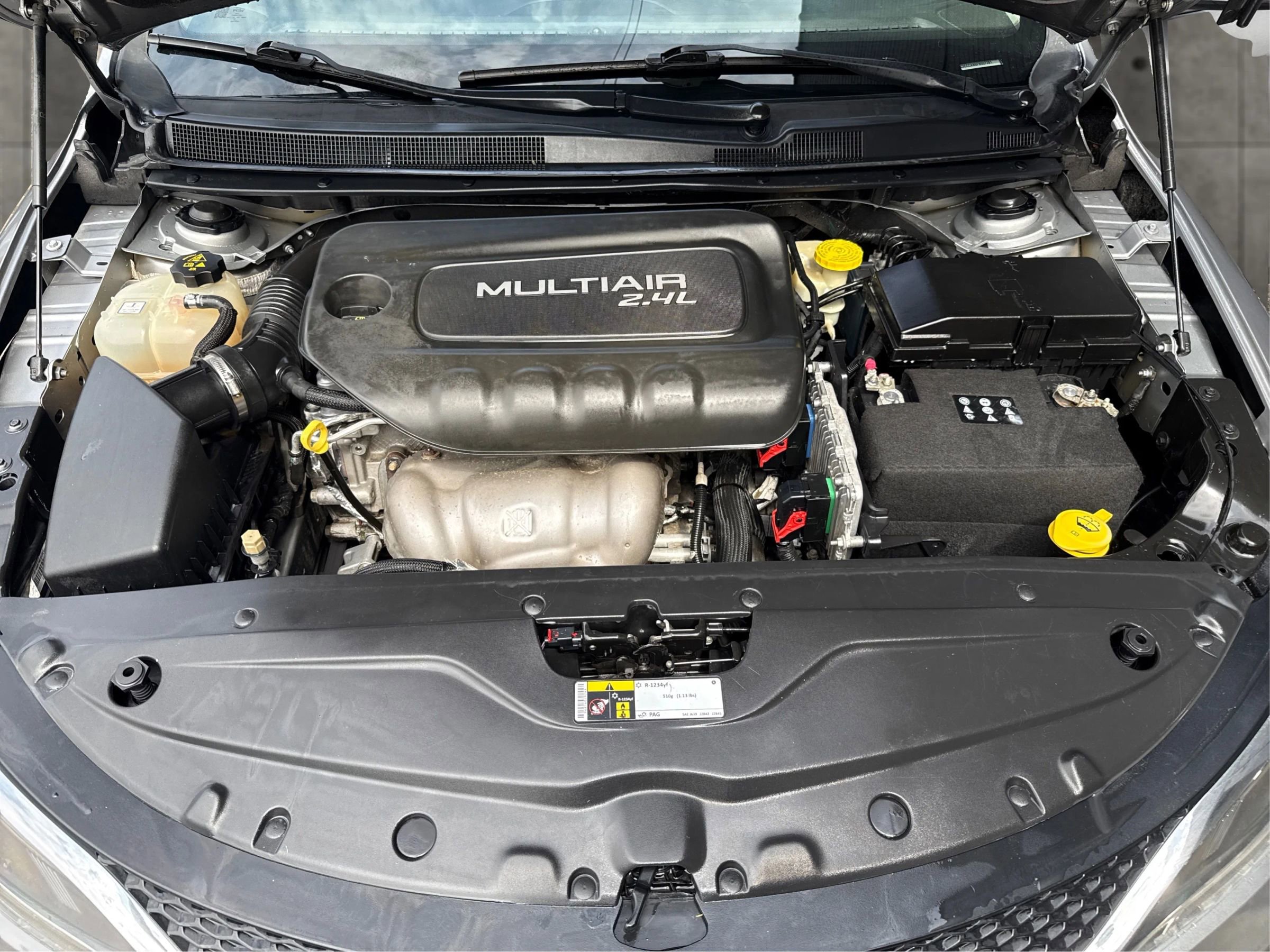 Used 2015 Chrysler 200 Limited w/ Comfort Group image 20