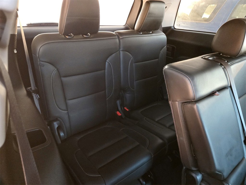 Used 2023 GMC Acadia SLT image 31