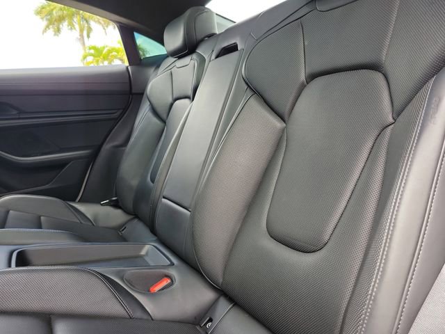 Used 2022 Porsche Taycan GTS image 9