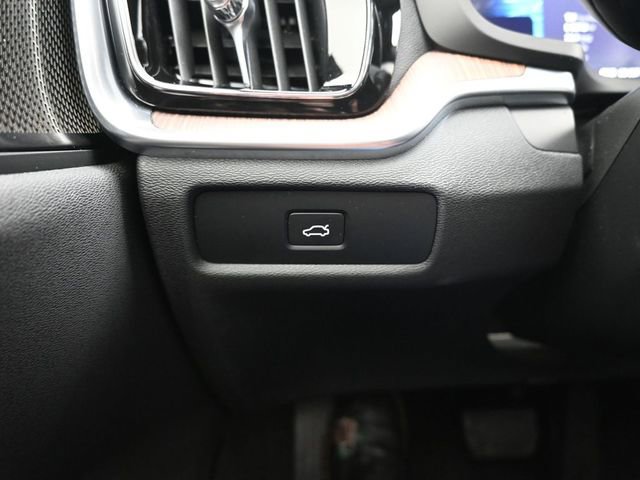 Used 2023 Volvo S60 B5 Plus w/ Climate Package image 28