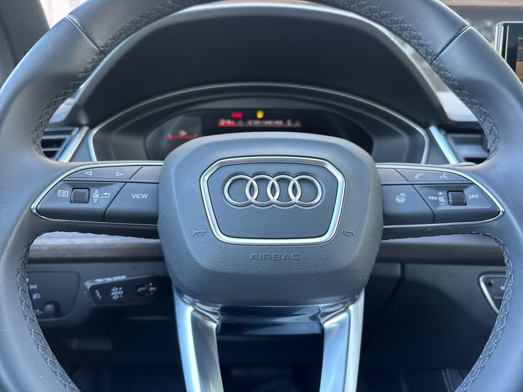 Used 2023 Audi Q5 2.0T Premium Plus w/ Premium Plus Package AWD/4WD image 31