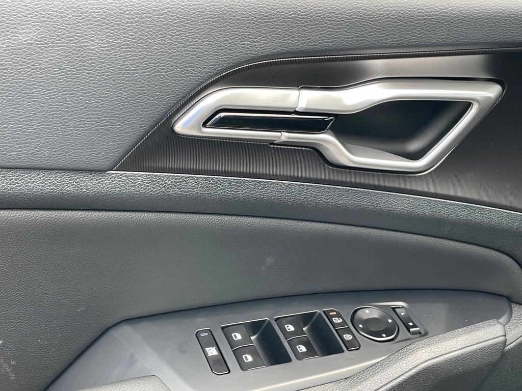 New 2026 Kia Sportage EX FWD image 11