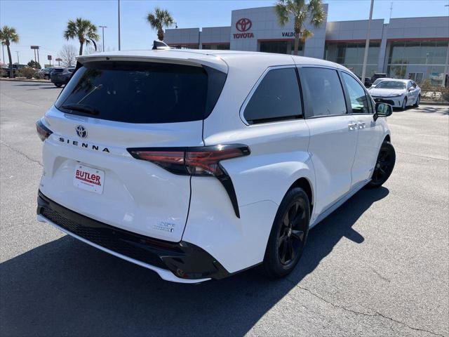 Certified 2021 Toyota Sienna XSE image 5