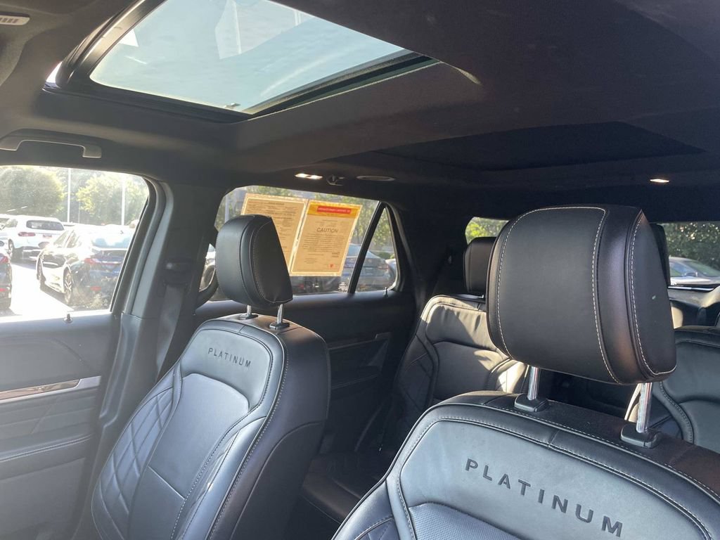 Used 2018 Ford Explorer Platinum AWD/4WD image 25