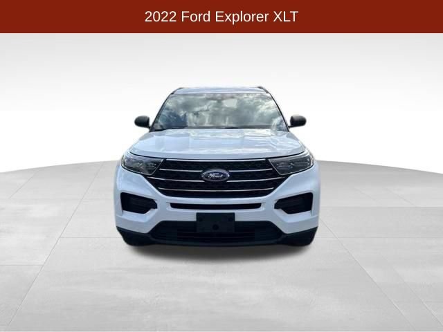 Used 2022 Ford Explorer XLT RWD image 2