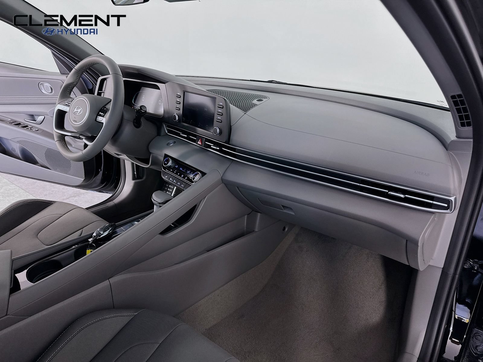 New 2026 Hyundai Elantra SEL Sport Premium FWD image 30