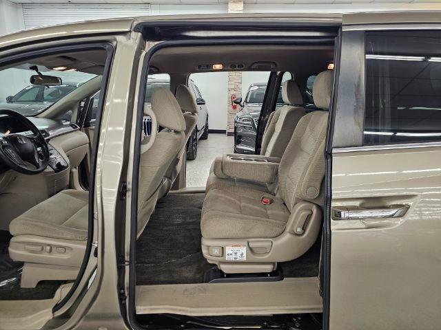 Used 2013 Honda Odyssey EX image 32