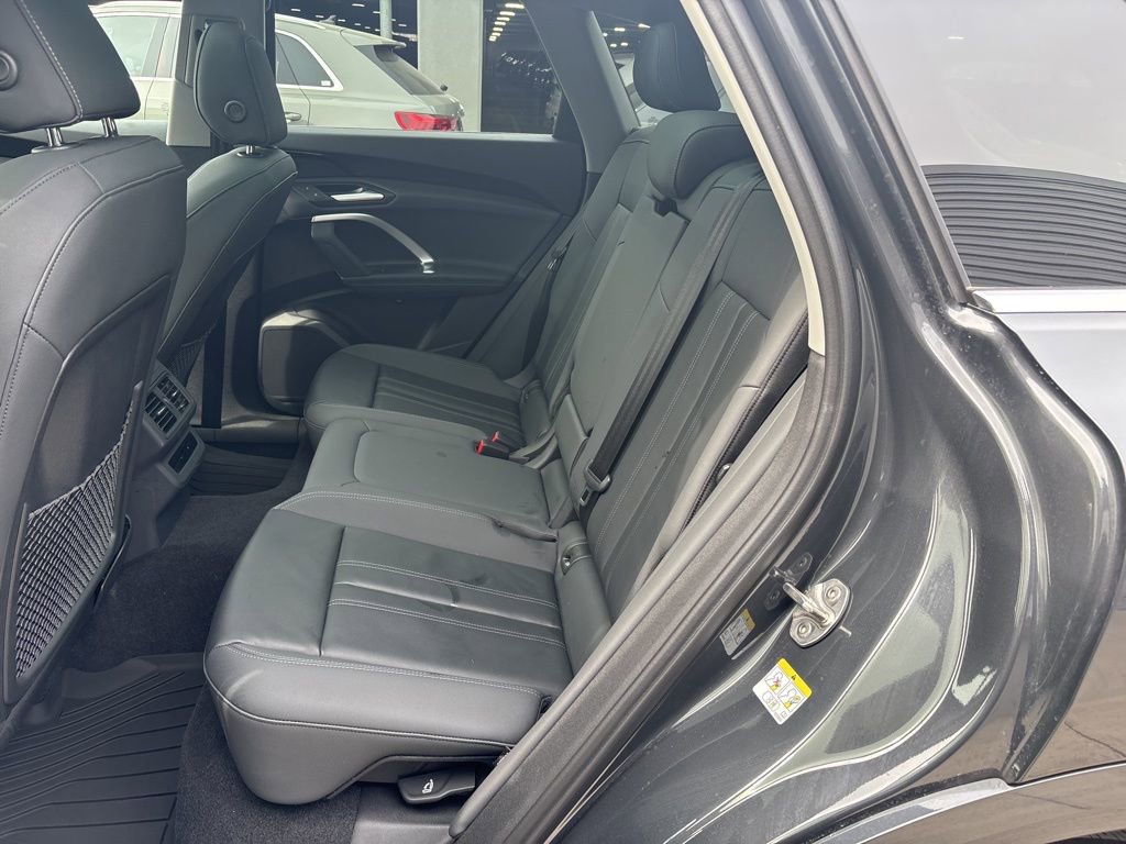 Certified 2025 Audi Q5 Premium w/ Convenience Package image 14