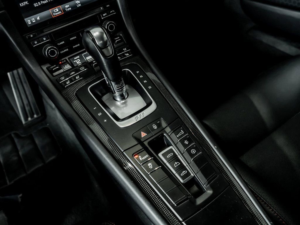 Used 2019 Porsche 911 Turbo S image 18