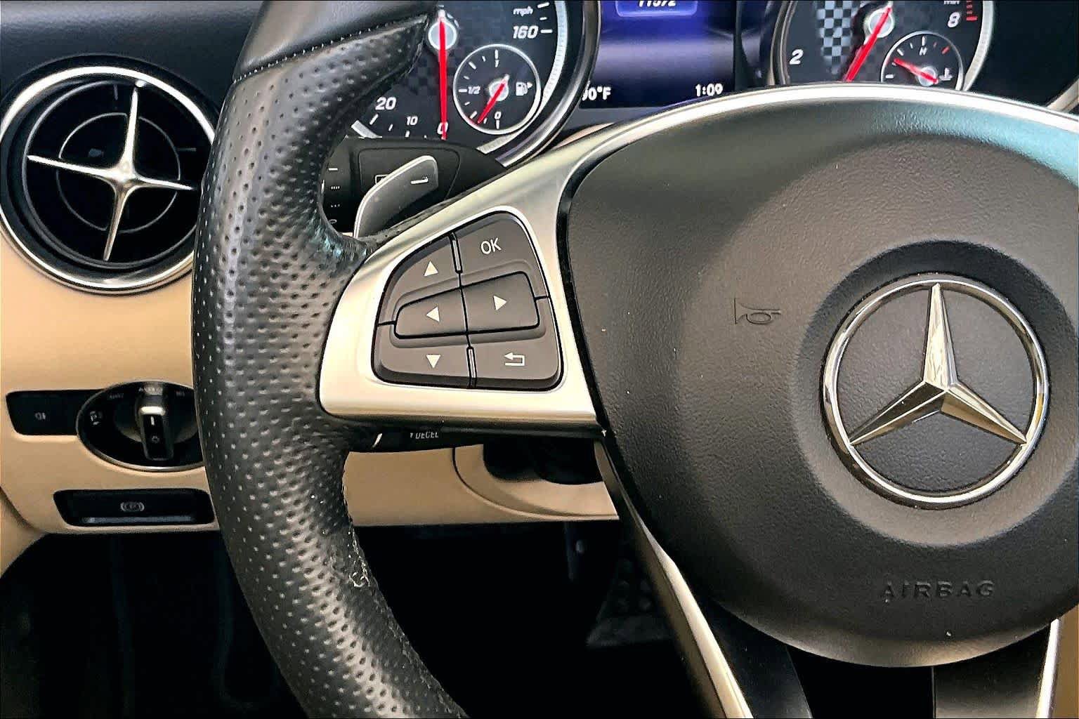 Used 2019 Mercedes-Benz SLC 300 image 24