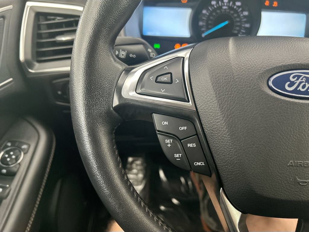 Used 2024 Ford Edge Titanium AWD/4WD image 11