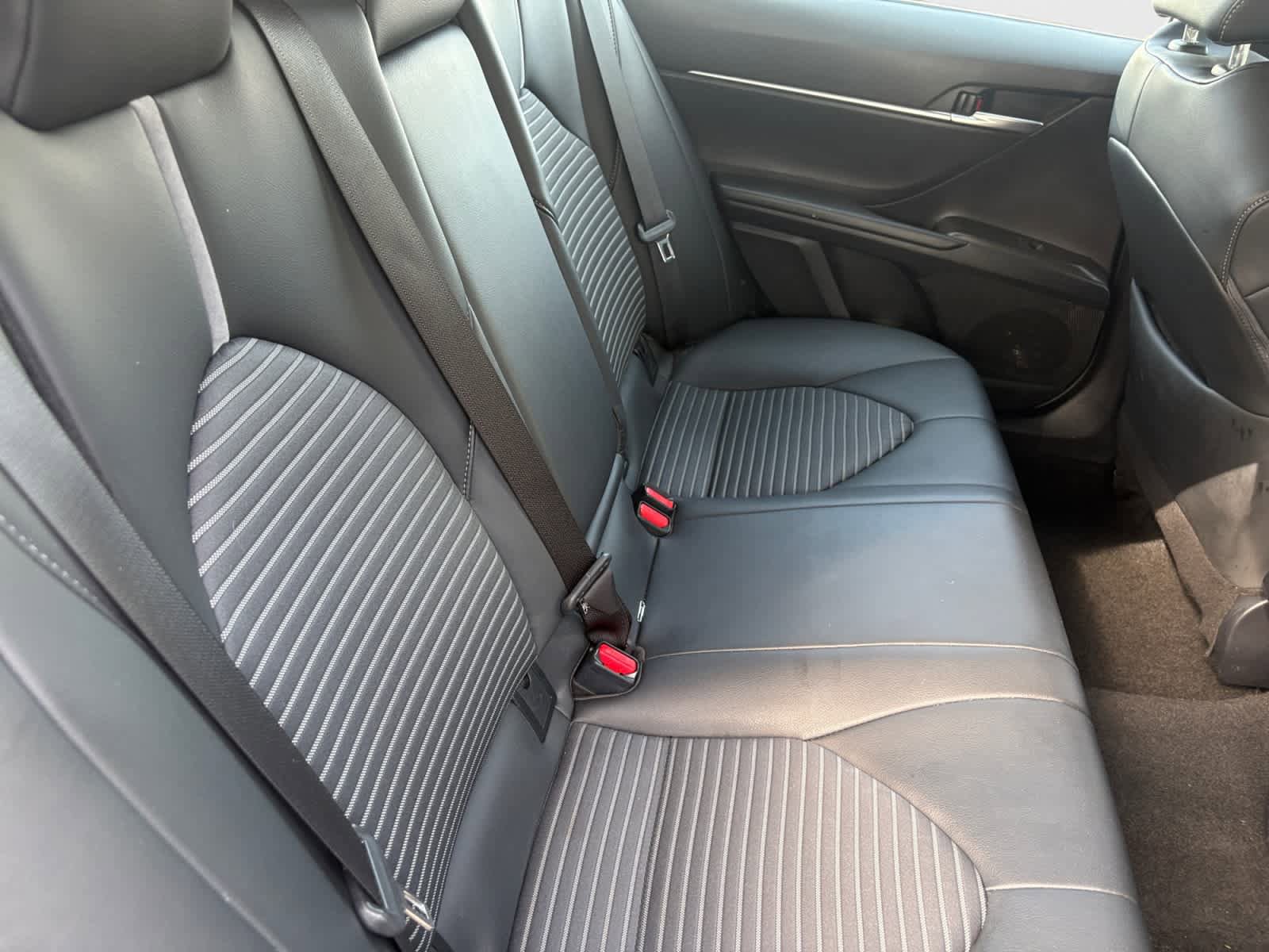 Used 2024 Toyota Camry SE FWD image 16